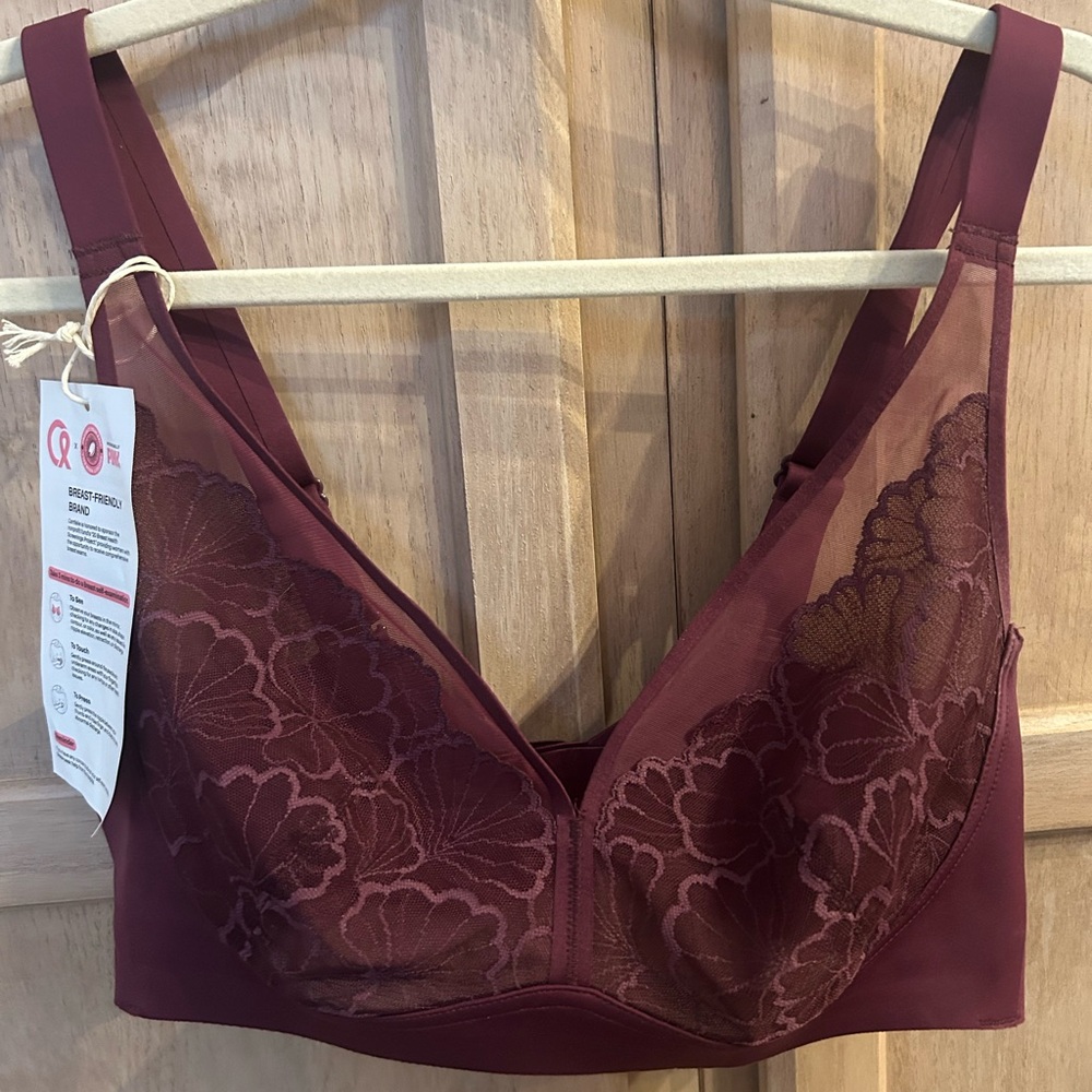 Elegant Lace Mesh Bralette in Rich Purple - Picture 3 of 6